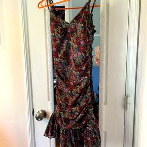 Lulu’s Floral Ruched Ruffle Spaghetti Strap Dress. Size Small